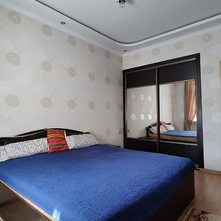 Апартаменти Stefan Cel Mare 64 Кишинів Екстер'єр фото