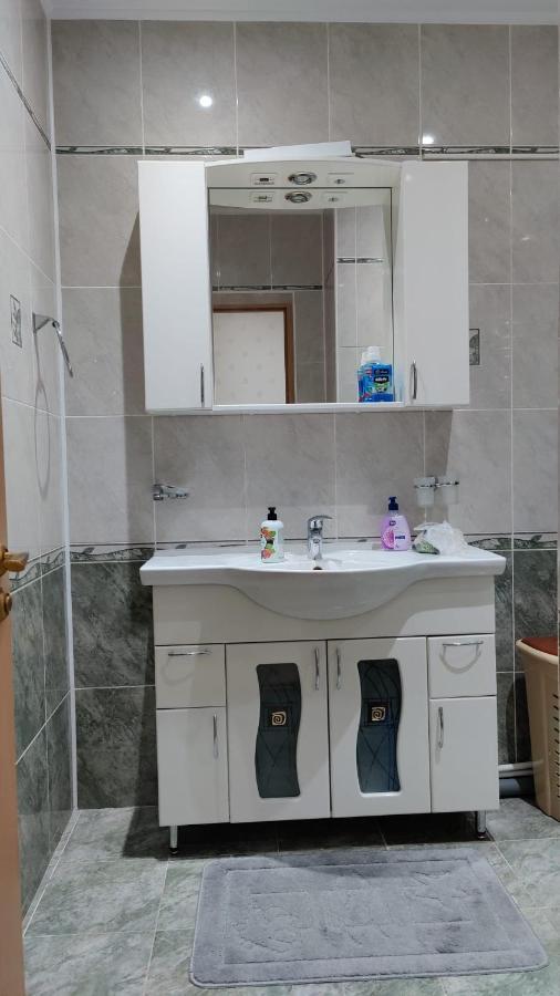 Апартаменти Stefan Cel Mare 64 Кишинів Екстер'єр фото