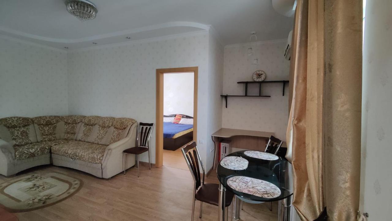 Апартаменти Stefan Cel Mare 64 Кишинів Екстер'єр фото